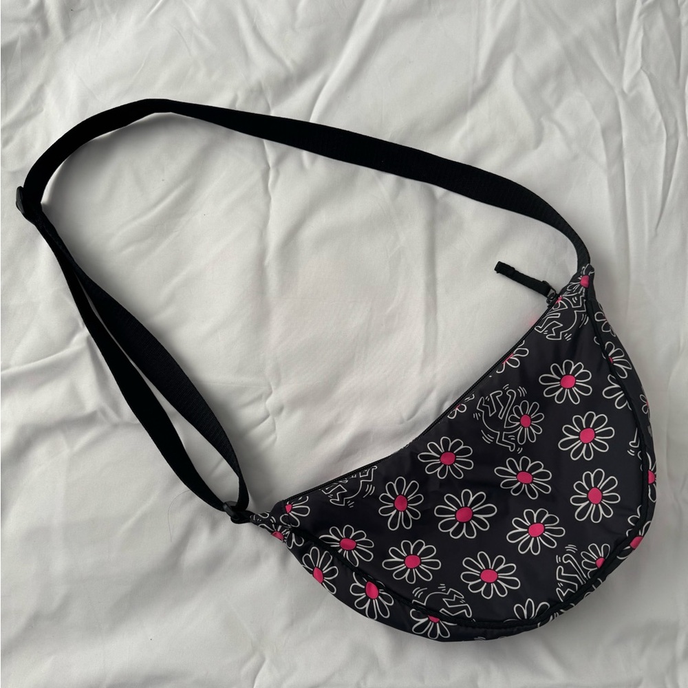 Keith Haring x Uniqlo crossbody crescent bag